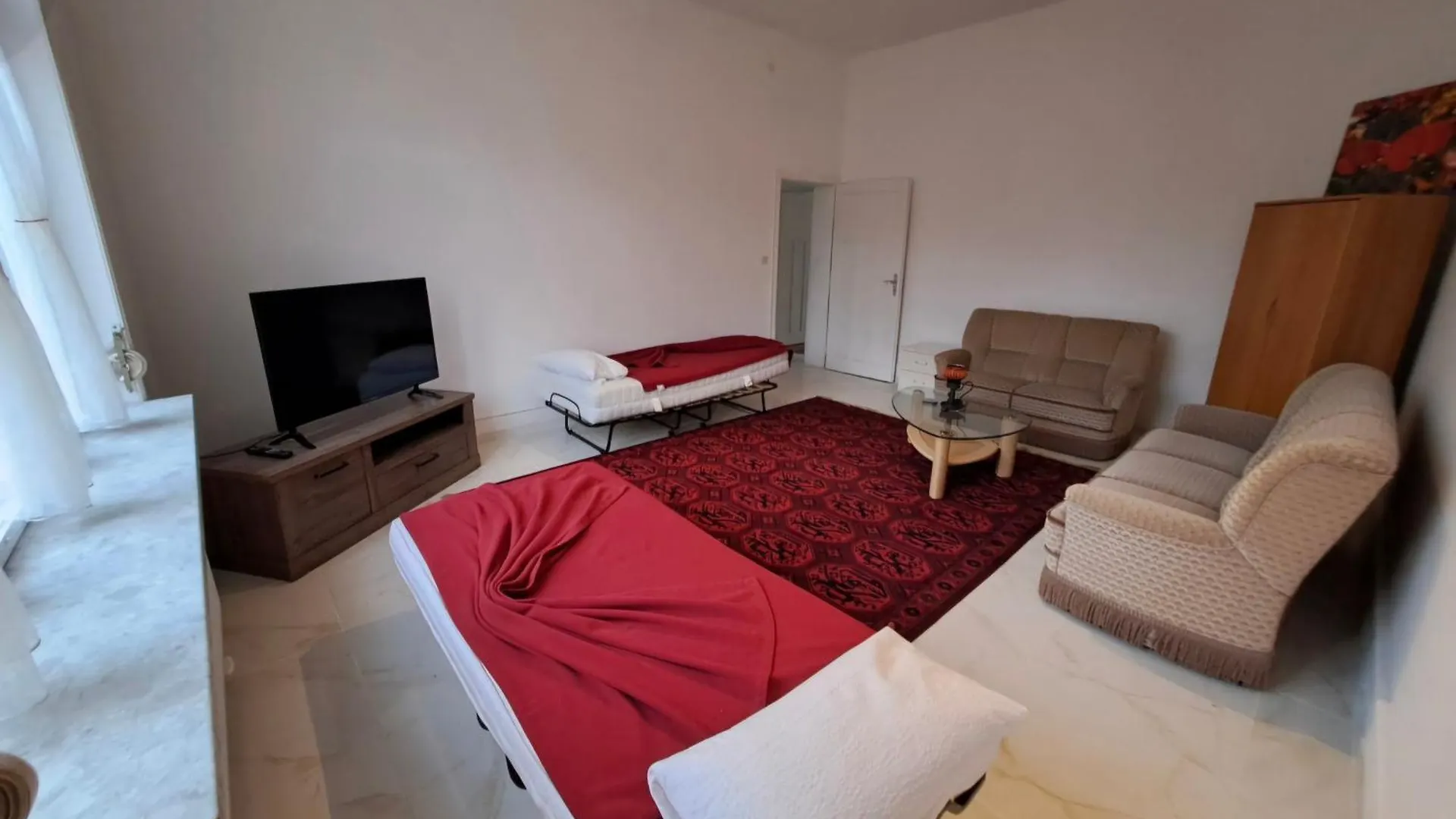 Apartment Fechenheim Frankfurt フランクフルト 0*,